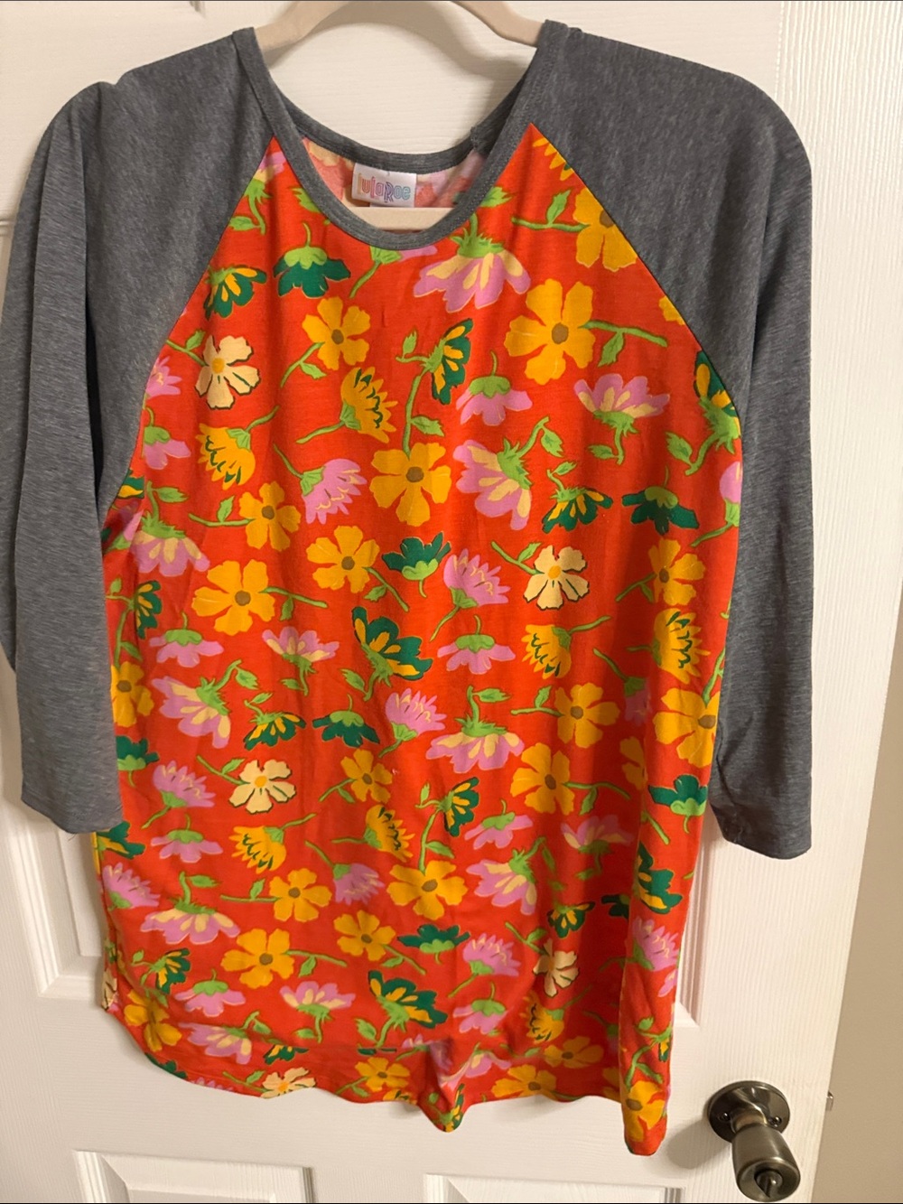 LuLaRoe Floral Raglan Tee in Orange & Gray
